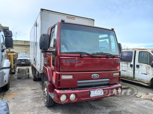FORD CARGO 712 E 2010