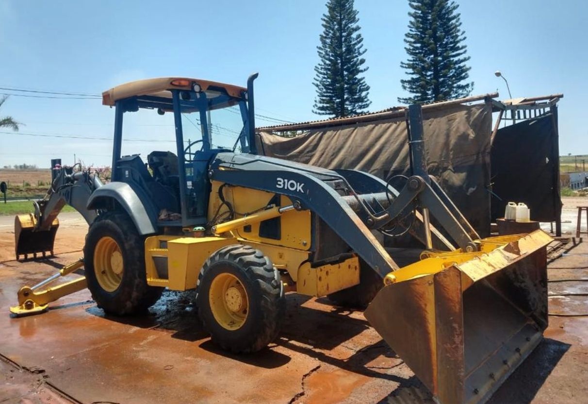 RETROESCAVADEIRA JOHN DEERE 310K 2015
