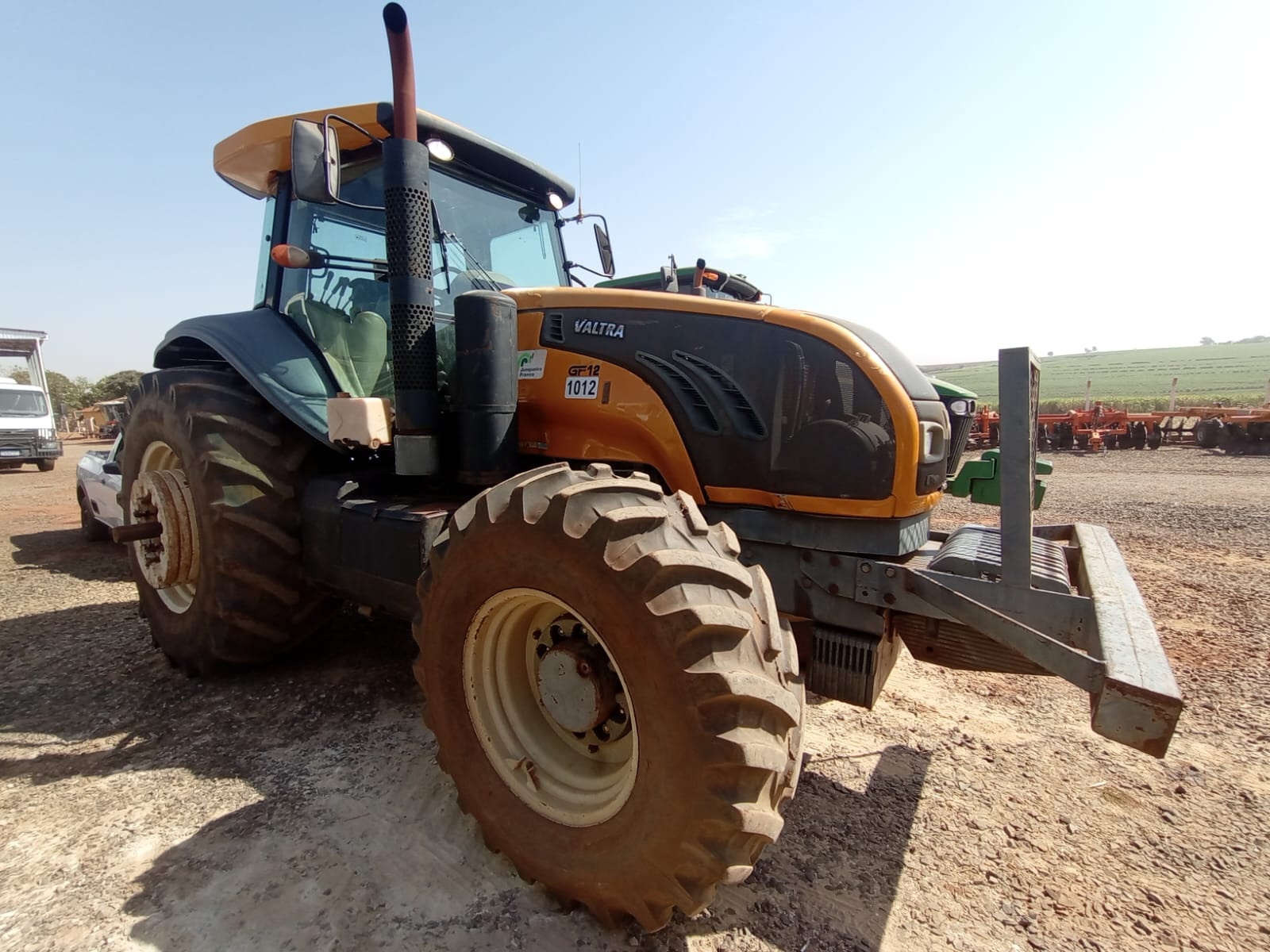 TRATOR VALTRA BT 190 2012