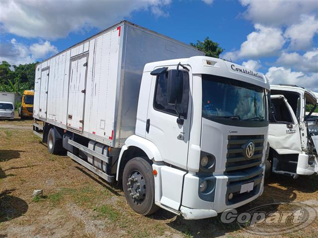 VOLKSWAGEN 15.180 CONSTELLATION 2011