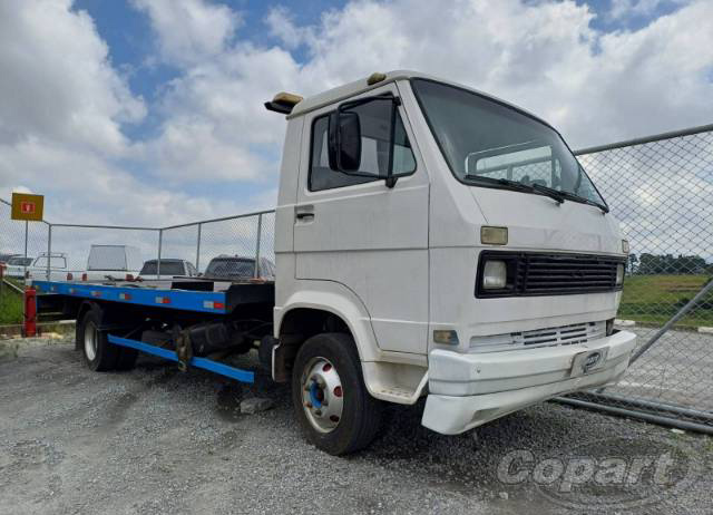 VOLKSWAGEN 7.90 1989