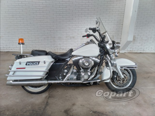 HARLEY DAVIDSON ROAD KING POLICE FLHP 2008